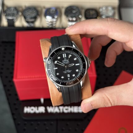 Omega Seamaster Diver Black Rubber Strap