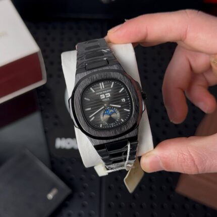 Patek Philippe nautilus annual calendar full black